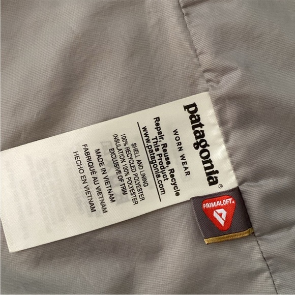 Patagonia Nano Puff Hoody Jacket size Small. - Picture 9 of 15